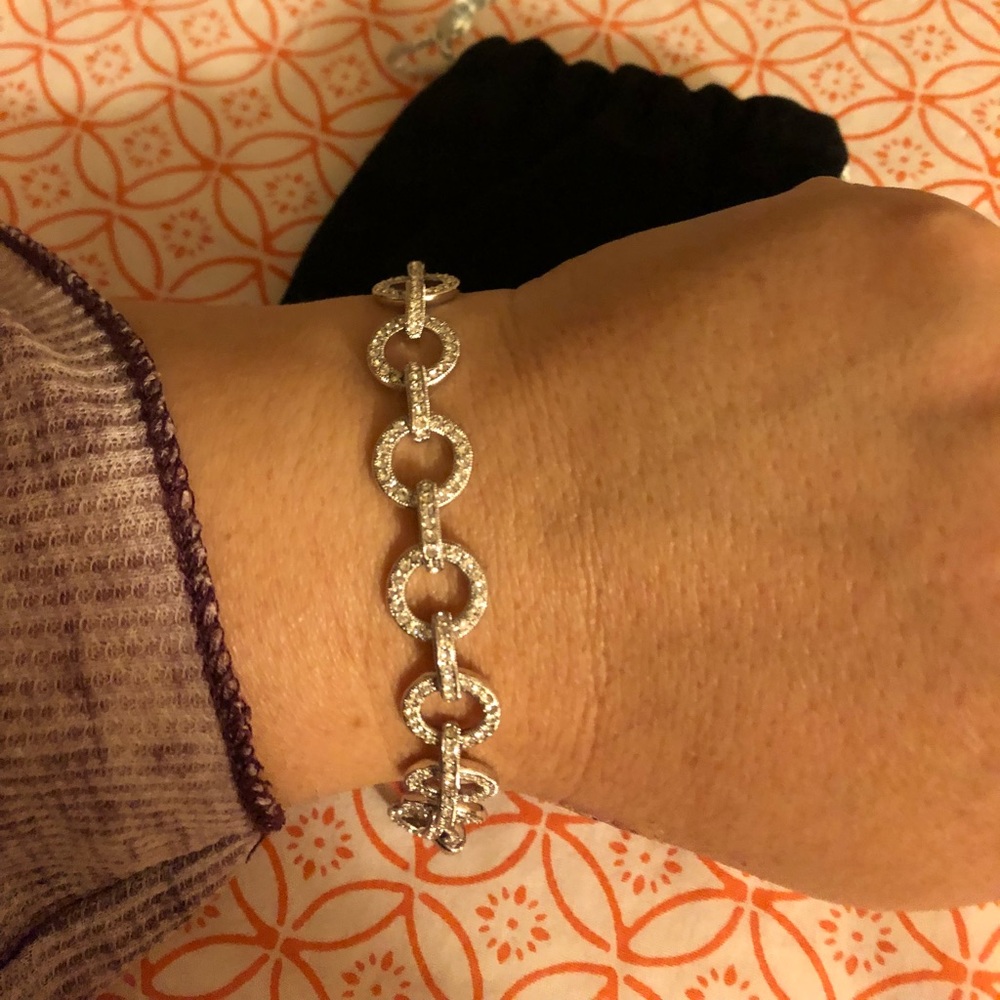 JUDITH JACK bracelet with original velvet pouch.